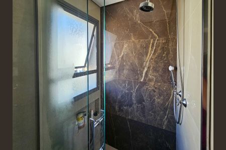 Apartamento à venda com 108m², 2 quartos e 2 vagasBanheiro da Suíte