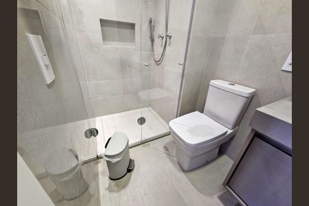 Apartamento à venda com 108m², 2 quartos e 2 vagasBanheiro da Suíte