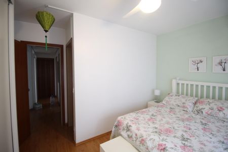 Apartamento à venda com 88m², 3 quartos e 2 vagasSuíte 1