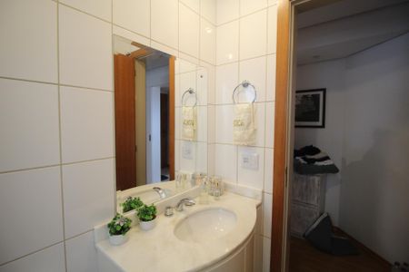 Apartamento à venda com 88m², 3 quartos e 2 vagasBanheiro