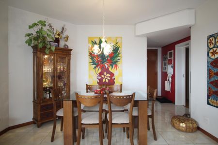 Apartamento à venda com 88m², 3 quartos e 2 vagasSala