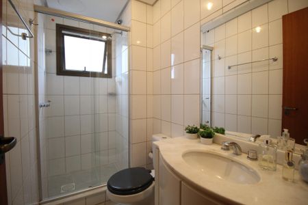 Apartamento à venda com 88m², 3 quartos e 2 vagasBanheiro