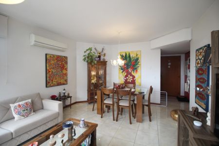 Apartamento à venda com 88m², 3 quartos e 2 vagasSala