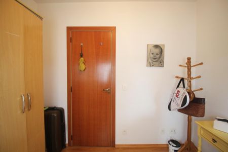 Apartamento à venda com 88m², 3 quartos e 2 vagasQuarto 2