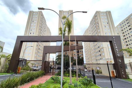 Apartamento para alugar com 45m², 2 quartos e 1 vagaFachada e Portaria 