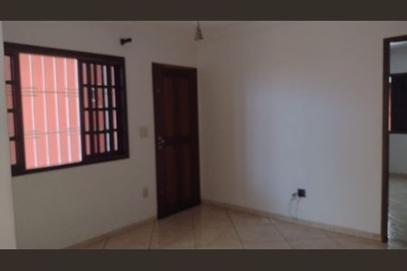 Sala de casa à venda com 2 quartos, 140m² em Vila Luzita, Santo André