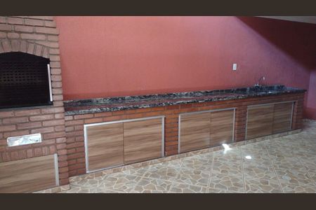 Cozinha de casa à venda com 2 quartos, 140m² em Vila Luzita, Santo André