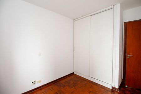Apartamento à venda com 91m², 3 quartos e 2 vagasQuarto 2