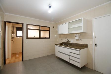 Apartamento à venda com 91m², 3 quartos e 2 vagasCozinha