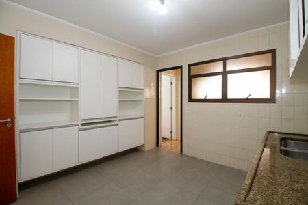 Apartamento à venda com 91m², 3 quartos e 2 vagasCozinha