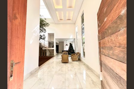 Casa à venda com 600m², 6 quartos e 4 vagasHall de entrada