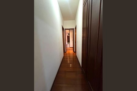 Apartamento à venda com 122m², 3 quartos e 1 vagaCorredor