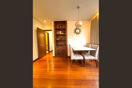 Sala de apartamento à venda com 3 quartos, 122m² em Serra, Belo Horizonte
