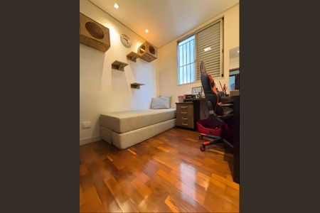 Quarto de apartamento à venda com 3 quartos, 122m² em Serra, Belo Horizonte