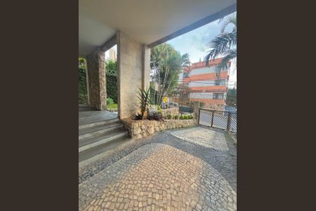 Apartamento à venda com 122m², 3 quartos e 1 vagaÁrea externa