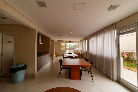 Apartamento à venda com 64m², 2 quartos e 1 vagaÁrea comum