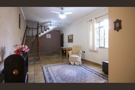 Casa para alugar com 1 quarto, 124m² em Jardim Tango, São Paulo