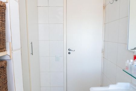 Apartamento à venda com 67m², 3 quartos e 2 vagas Apartamento à venda com 67m², 3 quartos e 2 vagasBanheiro