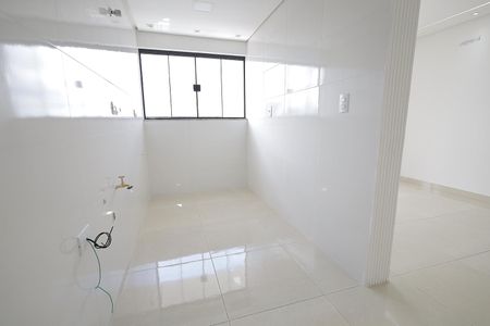 Apartamento à venda com 120m², 2 quartos e 2 vagasCozinha