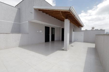 Apartamento à venda com 120m², 2 quartos e 2 vagasCobertura