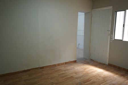 Quarto 1 de casa para alugar com 2 quartos, 50m² em Chácara Califórnia, São Paulo