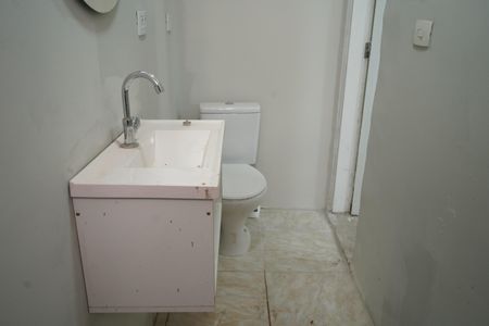 Casa para alugar com 50m², 2 quartos e sem vagaBanheiro
