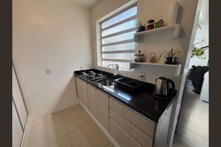 Apartamento à venda com 83m², 2 quartos e sem vaga