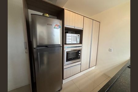 Apartamento à venda com 83m², 2 quartos e sem vaga