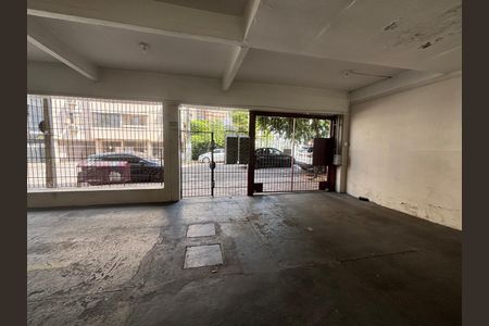 Apartamento à venda com 83m², 2 quartos e sem vaga