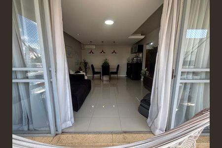 Apartamento à venda com 83m², 2 quartos e sem vaga