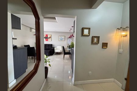 Apartamento à venda com 83m², 2 quartos e sem vaga