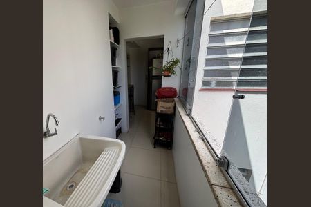 Apartamento à venda com 83m², 2 quartos e sem vaga