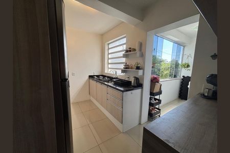 Apartamento à venda com 83m², 2 quartos e sem vaga