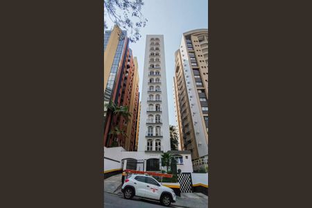 Apartamento para alugar com 40m², 1 quarto e 1 vaga Apartamento para alugar com 40m², 1 quarto e 1 vagaFachada