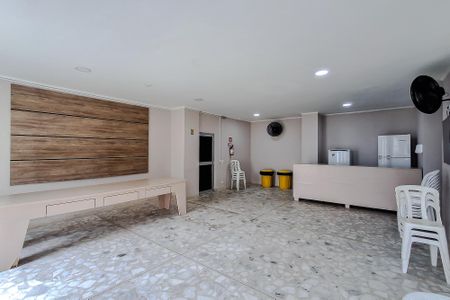 Apartamento à venda com 90m², 2 quartos e 2 vagas Apartamento à venda com 90m², 2 quartos e 2 vagasÁrea comum - Salão de festas