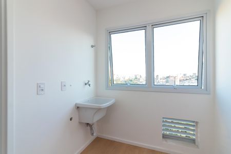 Apartamento à venda com 28m², 1 quarto e sem vaga Apartamento à venda com 28m², 1 quarto e sem vagaÁrea de Serviço