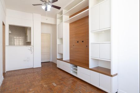 Apartamento à venda com 79m², 1 quarto e 1 vaga Apartamento à venda com 79m², 1 quarto e 1 vagaSala
