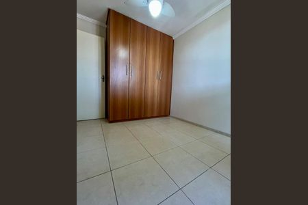 Apartamento à venda com 47m², 2 quartos e 1 vaga Apartamento à venda com 47m², 2 quartos e 1 vagaQuarto