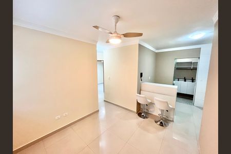 Sala de casa de condomínio para alugar com 3 quartos, 51m² em Vila Isolina Mazzei, São Paulo