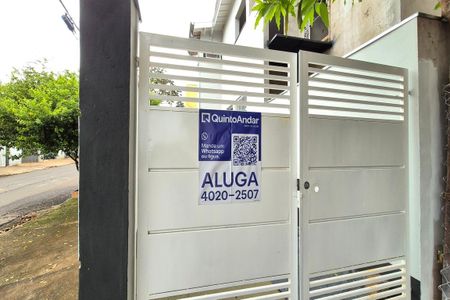 Casa para alugar com 42m², 1 quarto e 1 vaga Casa para alugar com 42m², 1 quarto e 1 vagaPlaca Instalada