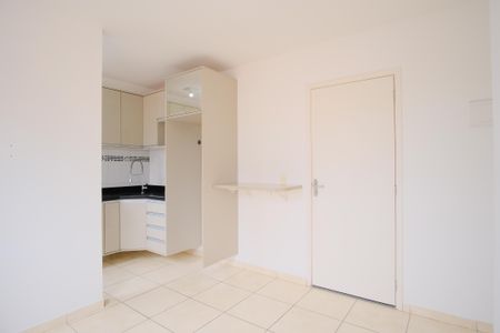 Sala de apartamento para alugar com 2 quartos, 40m² em Vila Esperança, São Paulo