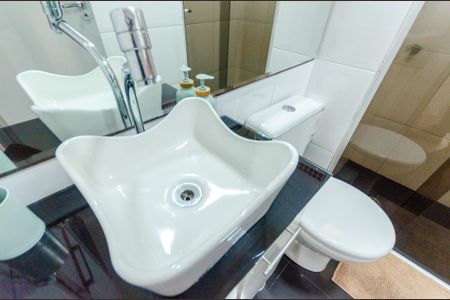 Apartamento para alugar com 64m², 3 quartos e 1 vaga Apartamento para alugar com 64m², 3 quartos e 1 vagaBanheiro