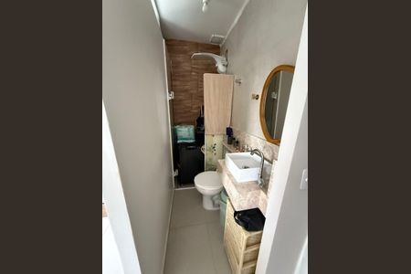 Banheiro de casa de condomínio à venda com 2 quartos, 96m² em Nova Petrópolis, São Bernardo do Campo