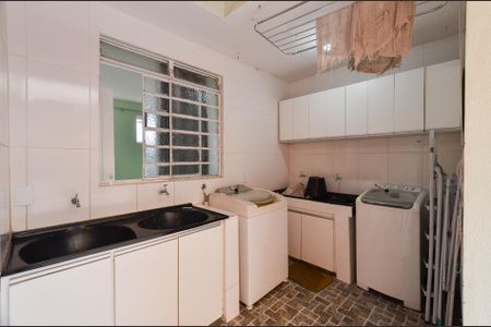 Casa para alugar com 360m², 7 quartos e sem vaga Casa para alugar com 360m², 7 quartos e sem vagaÁrea de Serviço