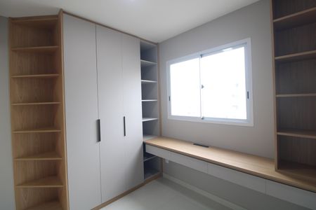 Quarto 1 de apartamento para alugar com 2 quartos, 42m² em Vila Socorro, São Paulo