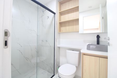 Banheiro de apartamento para alugar com 2 quartos, 42m² em Vila Socorro, São Paulo