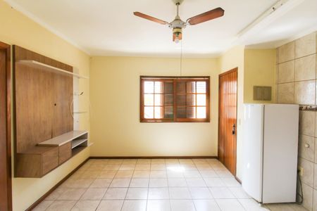 Sala/Cozinha de apartamento para alugar com 1 quarto, 56m² em São José, Canoas