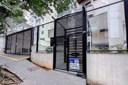 Apartamento para alugar com 40m², 1 quarto e 1 vagaFachada - Plaquinha