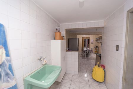 Casa à venda com 167m², 3 quartos e 1 vagaÁrea de Serviço