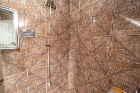 Casa à venda com 167m², 3 quartos e 1 vagaBanheiro 2